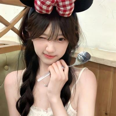 女恶魔人